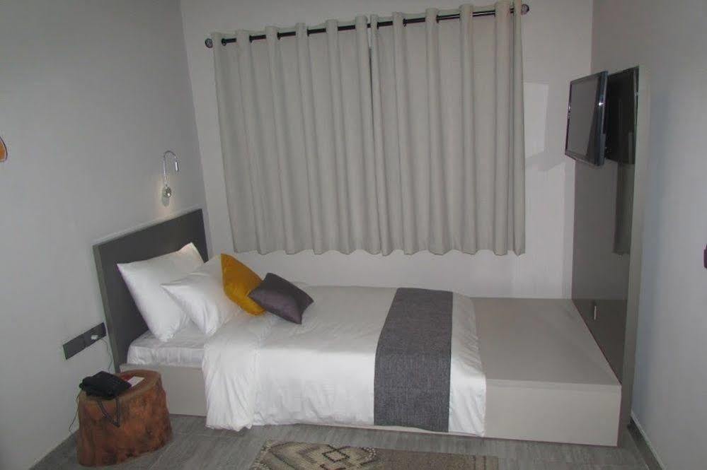 Urbano Hotel By Roots Wiaboman Eksteriør bilde