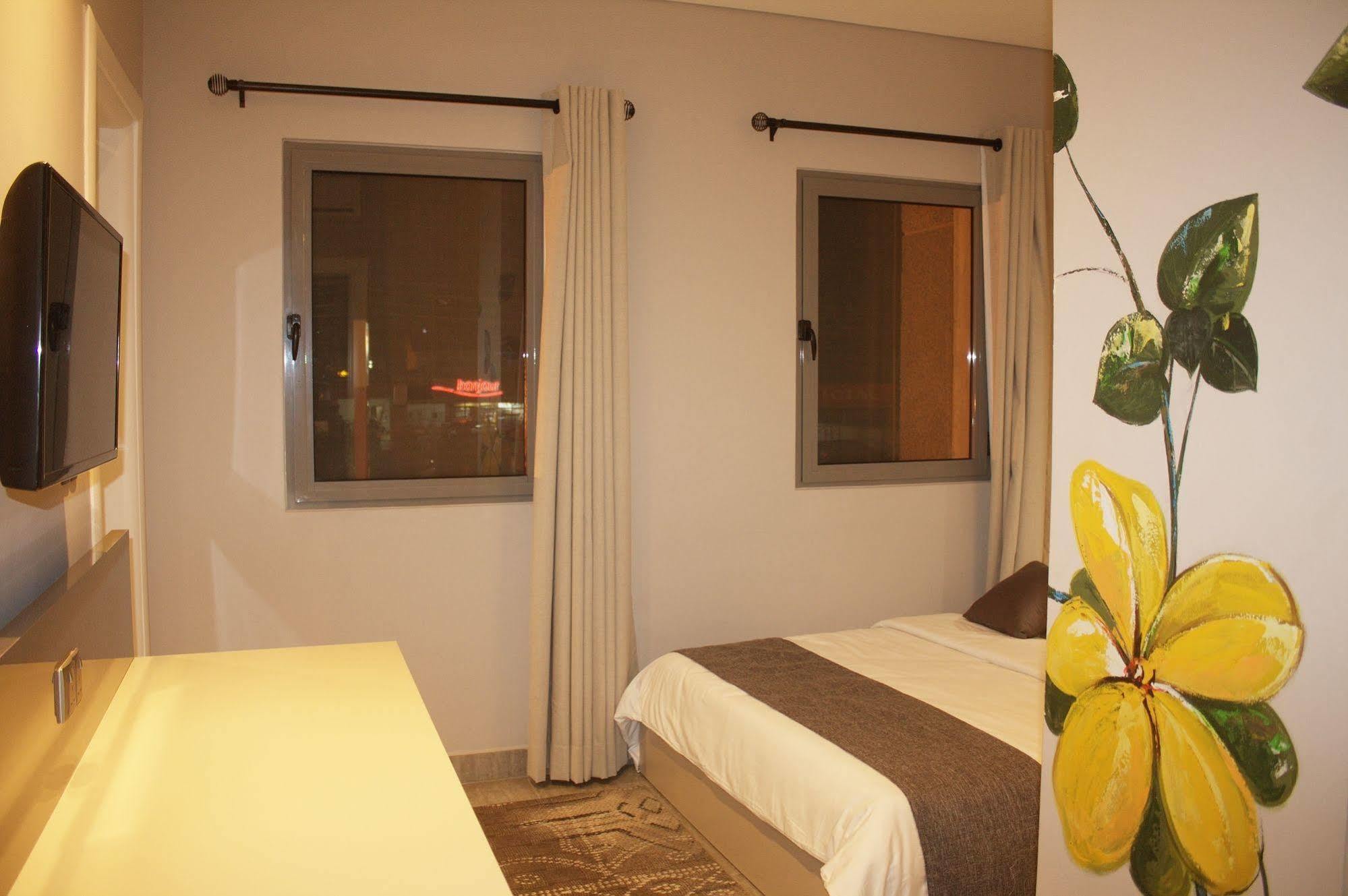 Urbano Hotel By Roots Wiaboman Eksteriør bilde