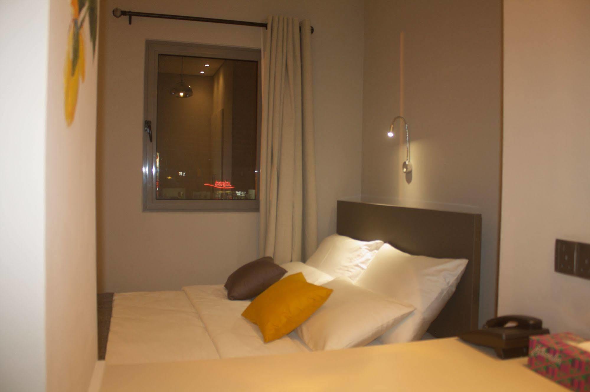 Urbano Hotel By Roots Wiaboman Eksteriør bilde